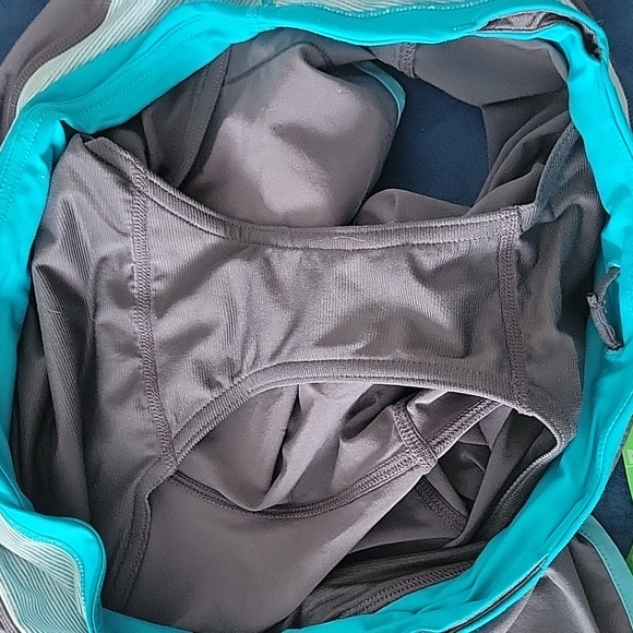 Lululemon Athletica Run Times Short Sz 10 - Picture 9 of 9